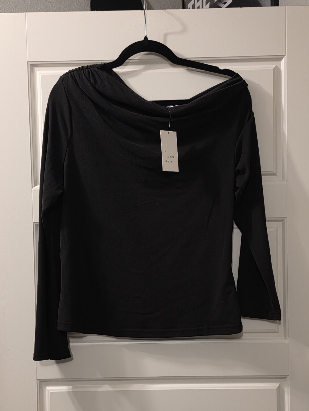 Women’s Black Off-Shoulder Long Sleeve Top Size XXL
